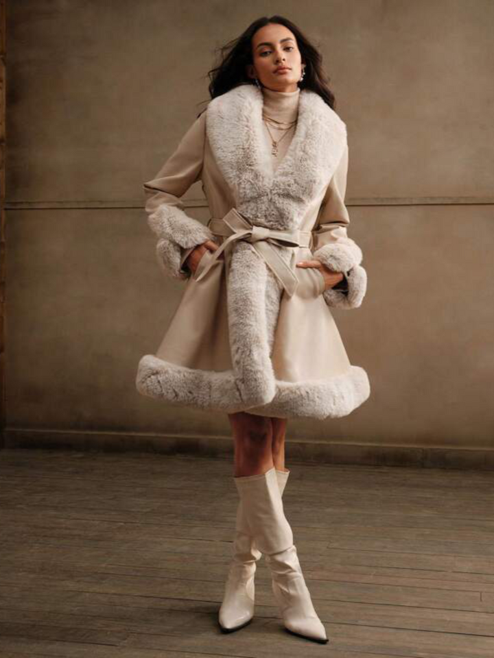 Corinne | Taidekarvamatellukka