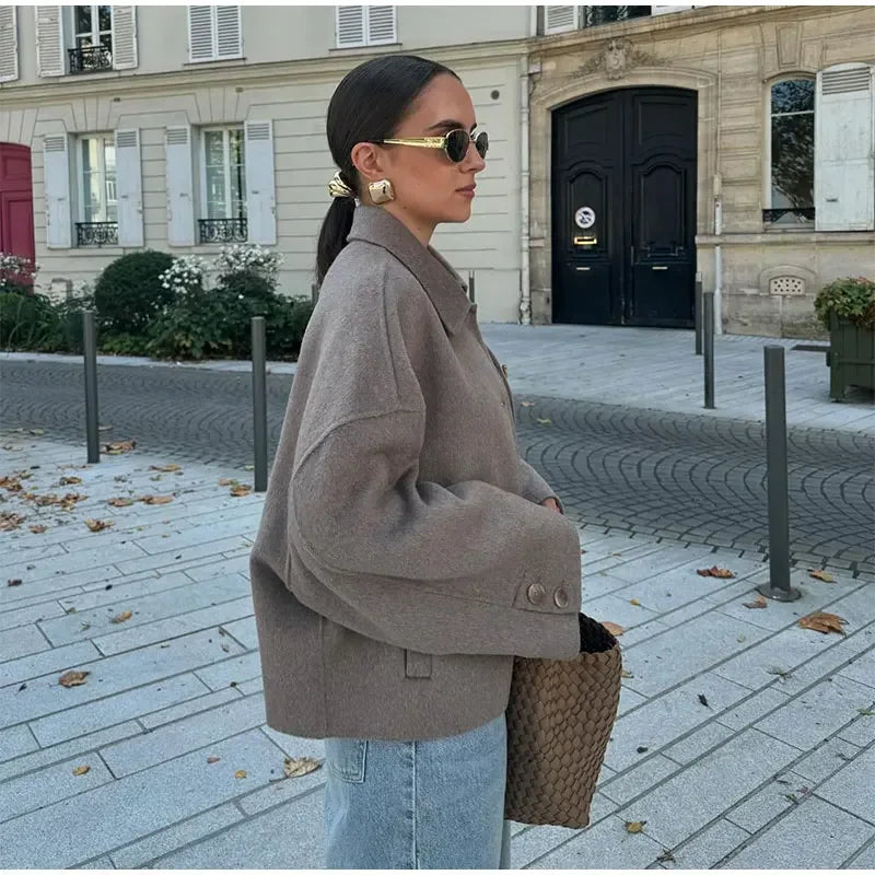 Monika | Ajaton oversized-takki vaivattomaan tyylikkyyteen