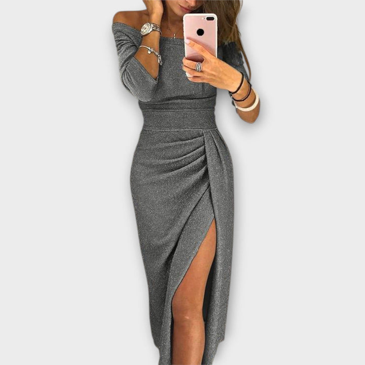 Nikita | Olkavyötön premium-mekko ja hohdeefekti