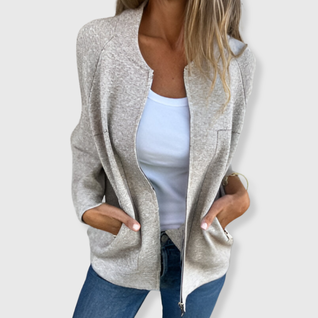 Silvina | Vetoketjullinen pompputakki