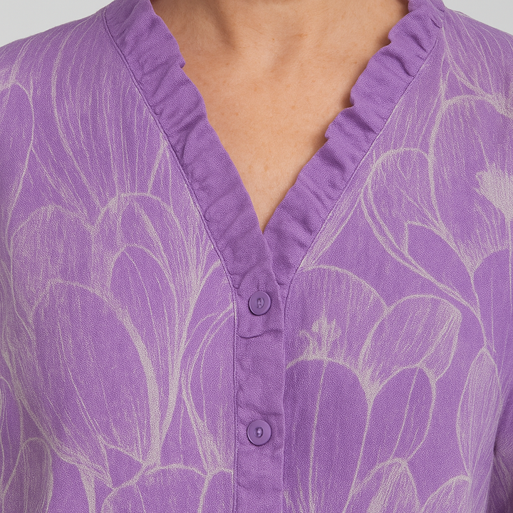 Lara | Kevyt röyhelöinen putero