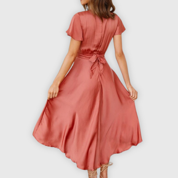 Gaia | Premium-mekko melodisessa elegansissa