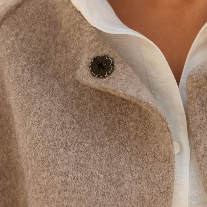 Marika | Villakangastakki, jossa pyöreä pääntie ja pitkät hihat