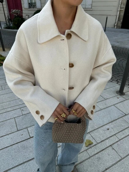 Monika | Ajaton oversized-takki vaivattomaan tyylikkyyteen