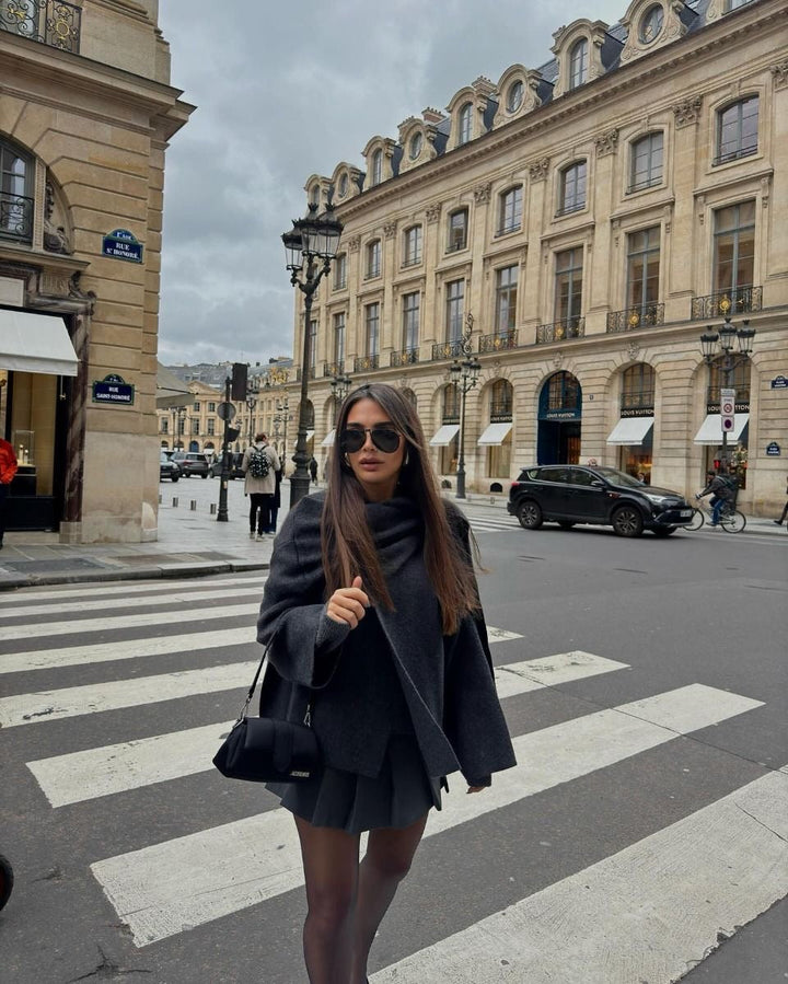 Elena | Leikattu valo sisäänrakennetulla huivillalla