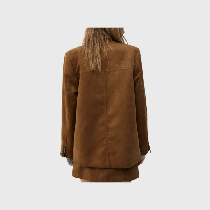 Mila | Klassinen bleiseri ajattomalla muotoilulla