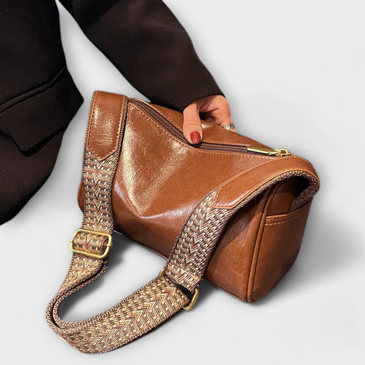 Léora. - Vintage-olkalaukku