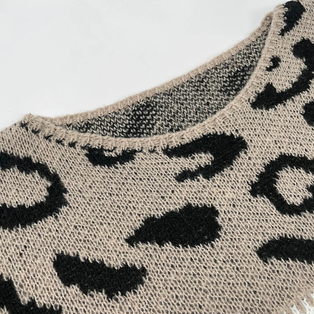 Gilda | Tyylikäs poolone eläinseemalla