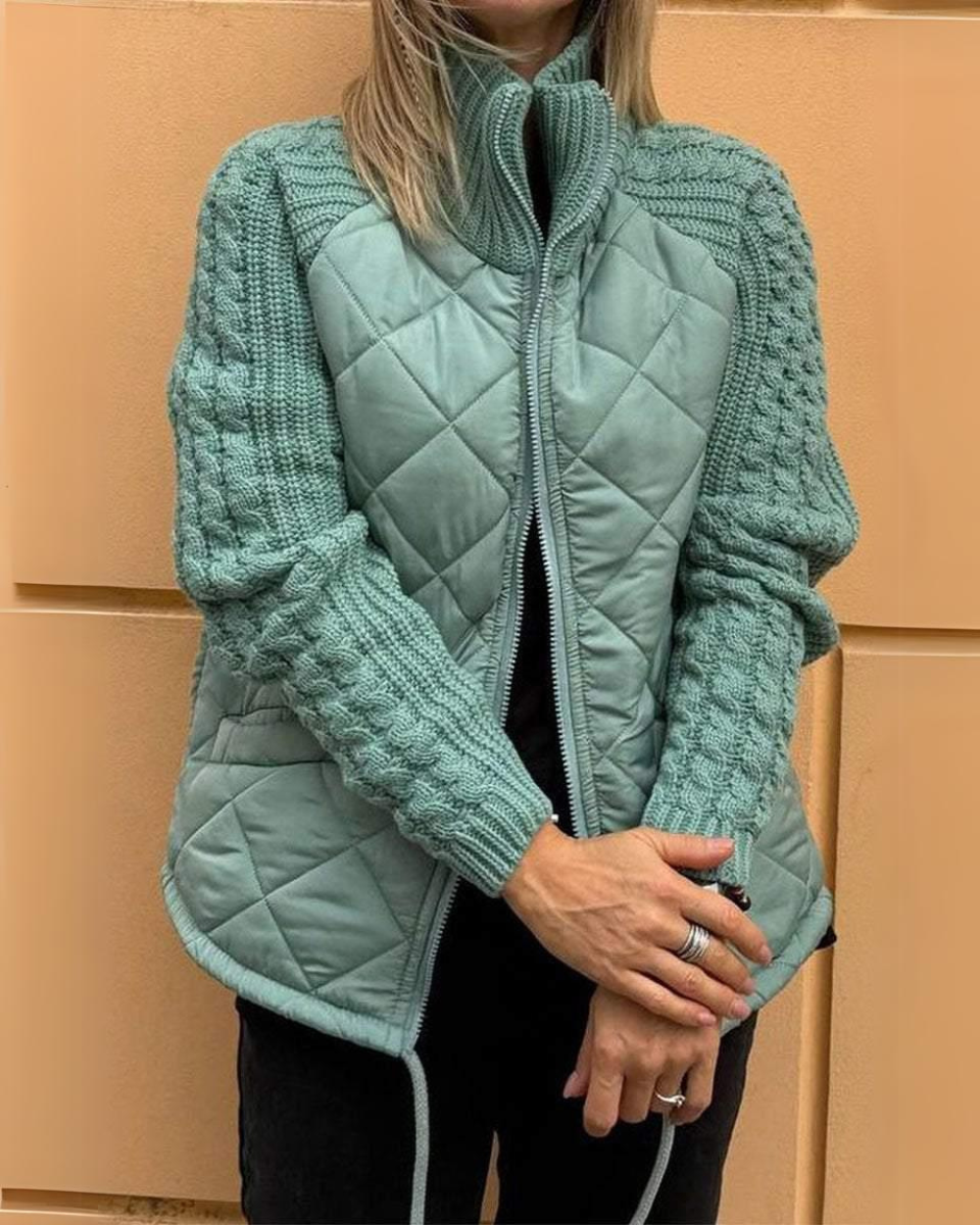 Amelia - Steppivilligeli ja lämmin neulekäsivillä