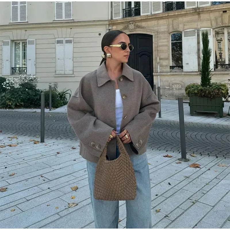 Monika | Ajaton oversized-takki vaivattomaan tyylikkyyteen