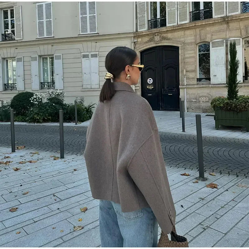 Monika | Ajaton oversized-takki vaivattomaan tyylikkyyteen