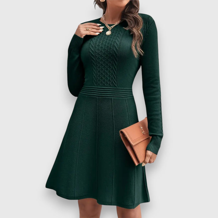 Daniela | Rääsineuleen kaltainen käsintehty mekko