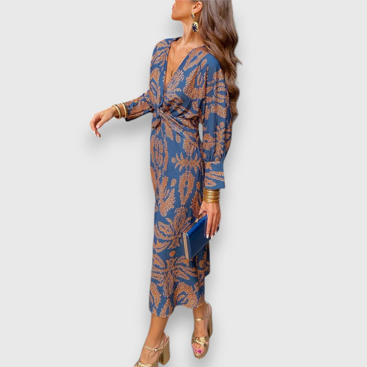 Ilenia | Premium mekko käsityönä tulevalla designilla